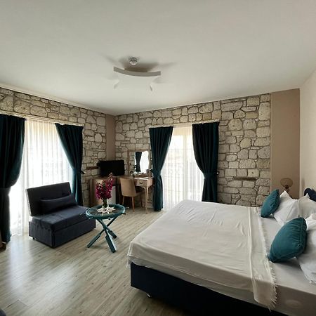 F&G Butik Hotel อาเลอเจอติ ภายนอก รูปภาพ