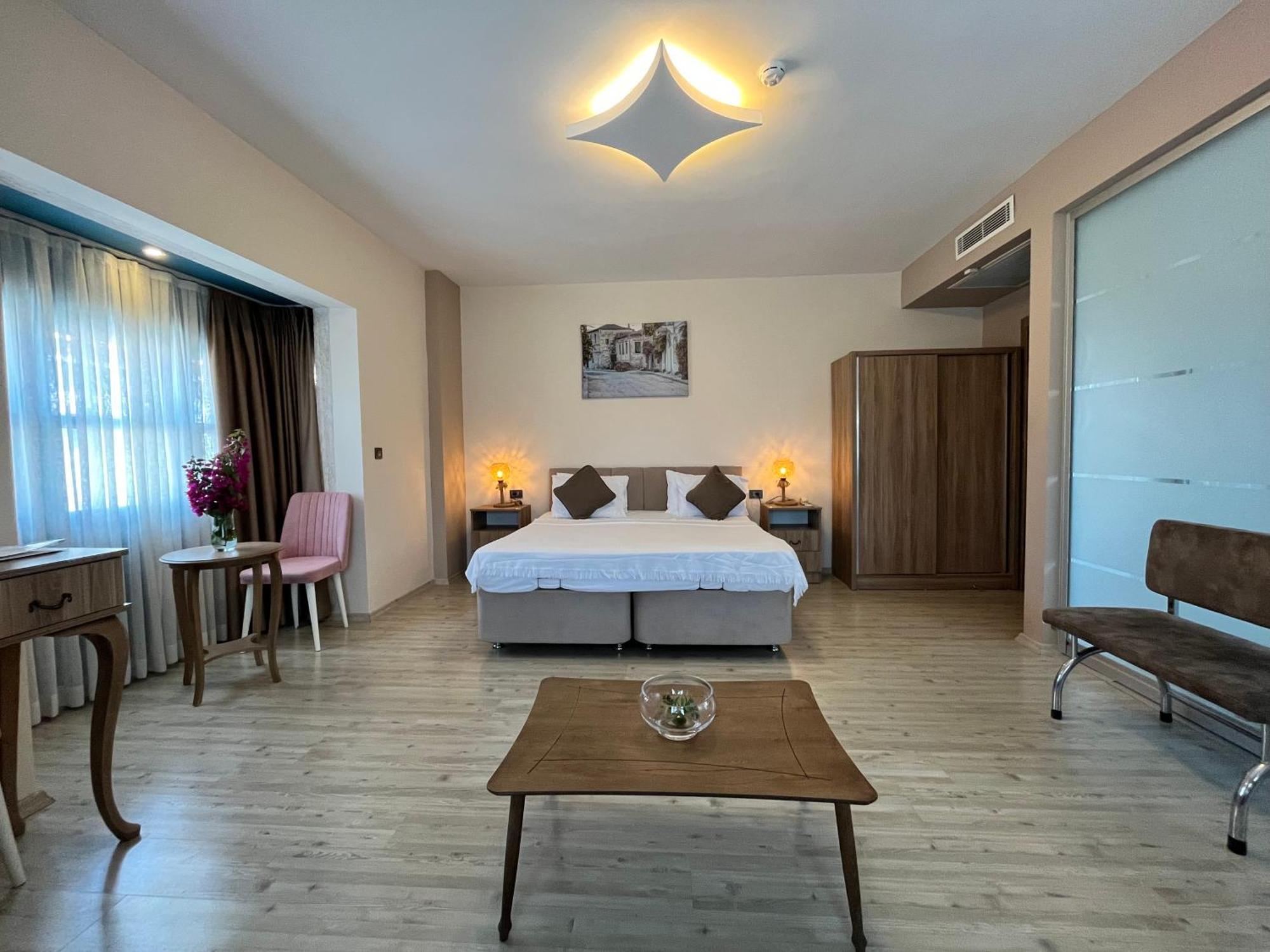 F&G Butik Hotel อาเลอเจอติ ห้อง รูปภาพ