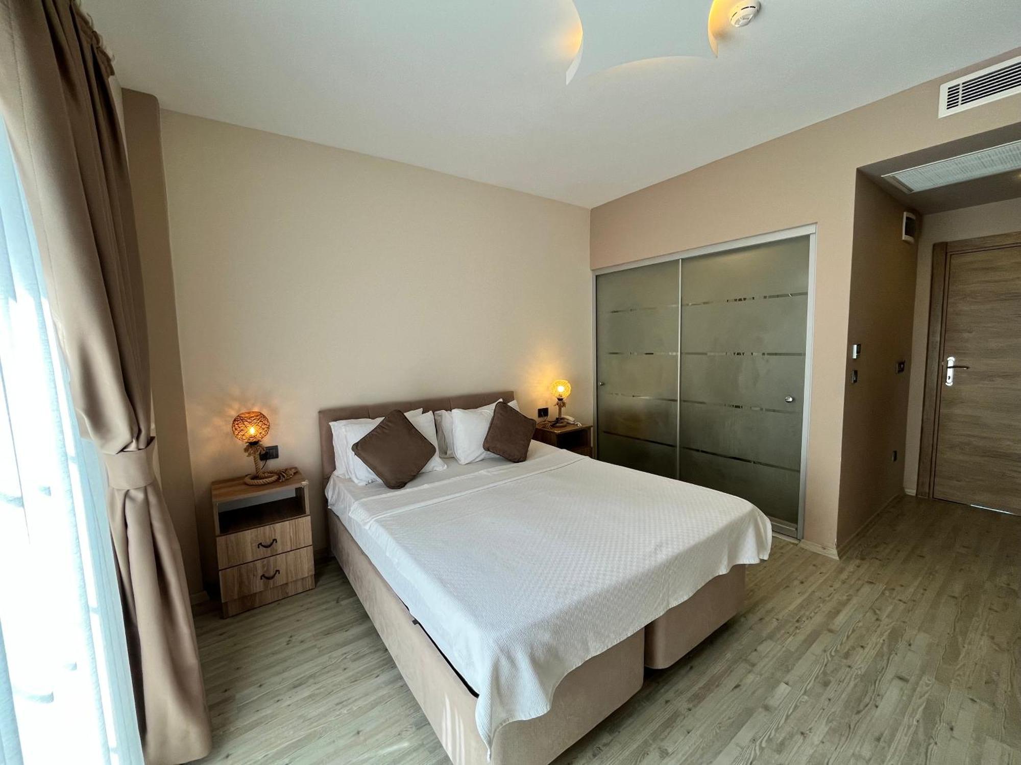 F&G Butik Hotel อาเลอเจอติ ห้อง รูปภาพ
